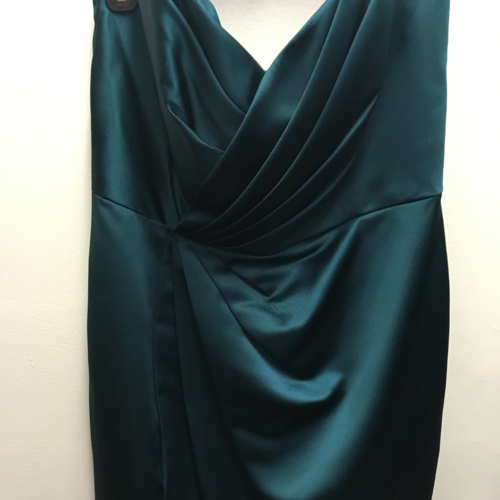 David’s Bridal Bridesmaid dress Style 15103